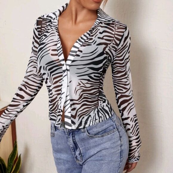 Zebra Striped Button Down Blouse - MEDIUM - Picture 2 of 10